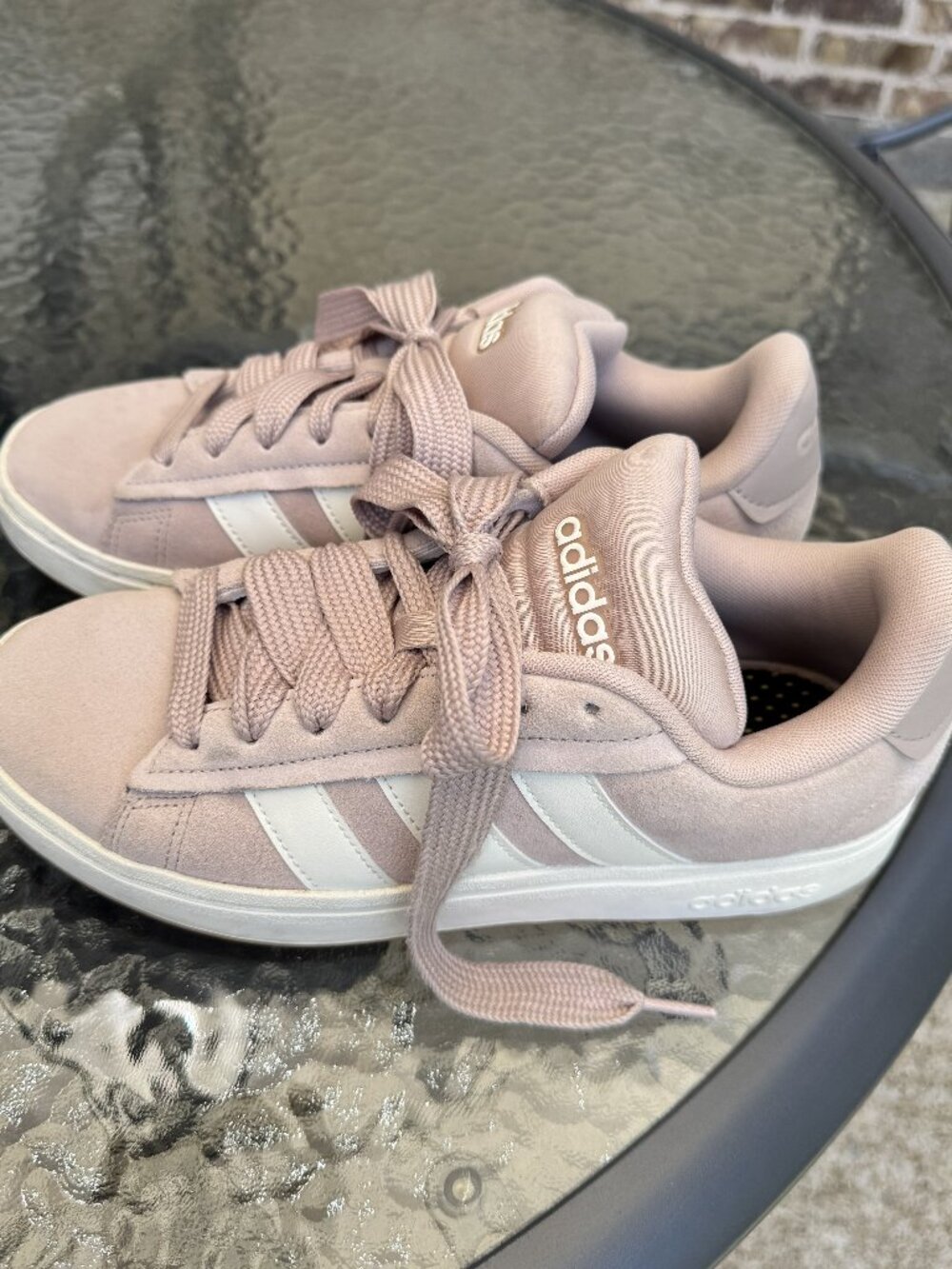 ADIDAS Blush/Muted Pink and Cream Cloudfoam Sneaker, Size US 9 Women's - Picture 2 of 7